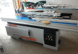 精密裁板锯与上海欣诚木工机械厂 网络化制造时代的设备革新